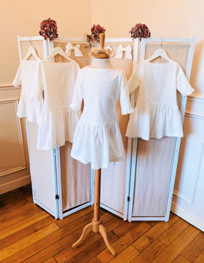 Ensemble de 4 robes de demoiselles d'honneur La Rétro, en coton texturé blanc